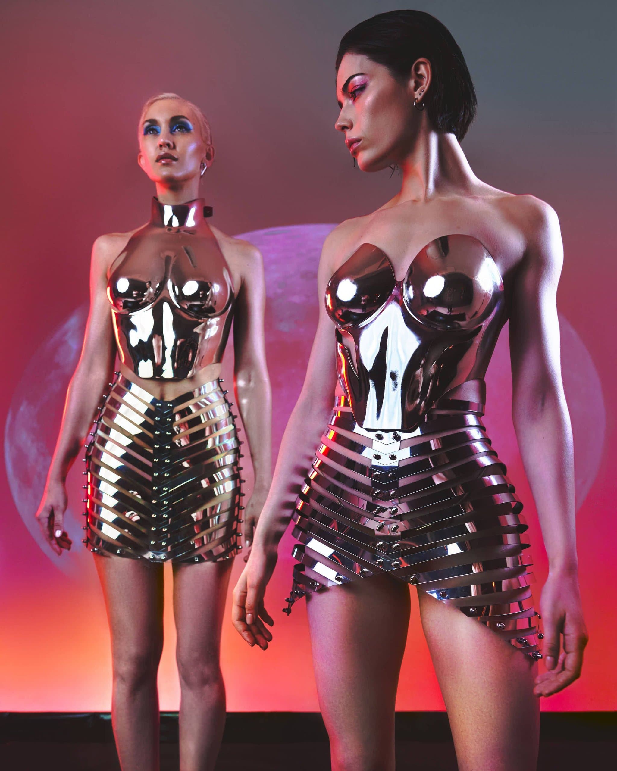 Mirror Chrome Sculpture Set