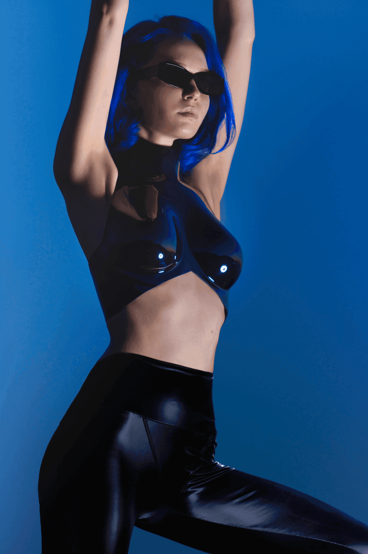 Silicone top without shoulders