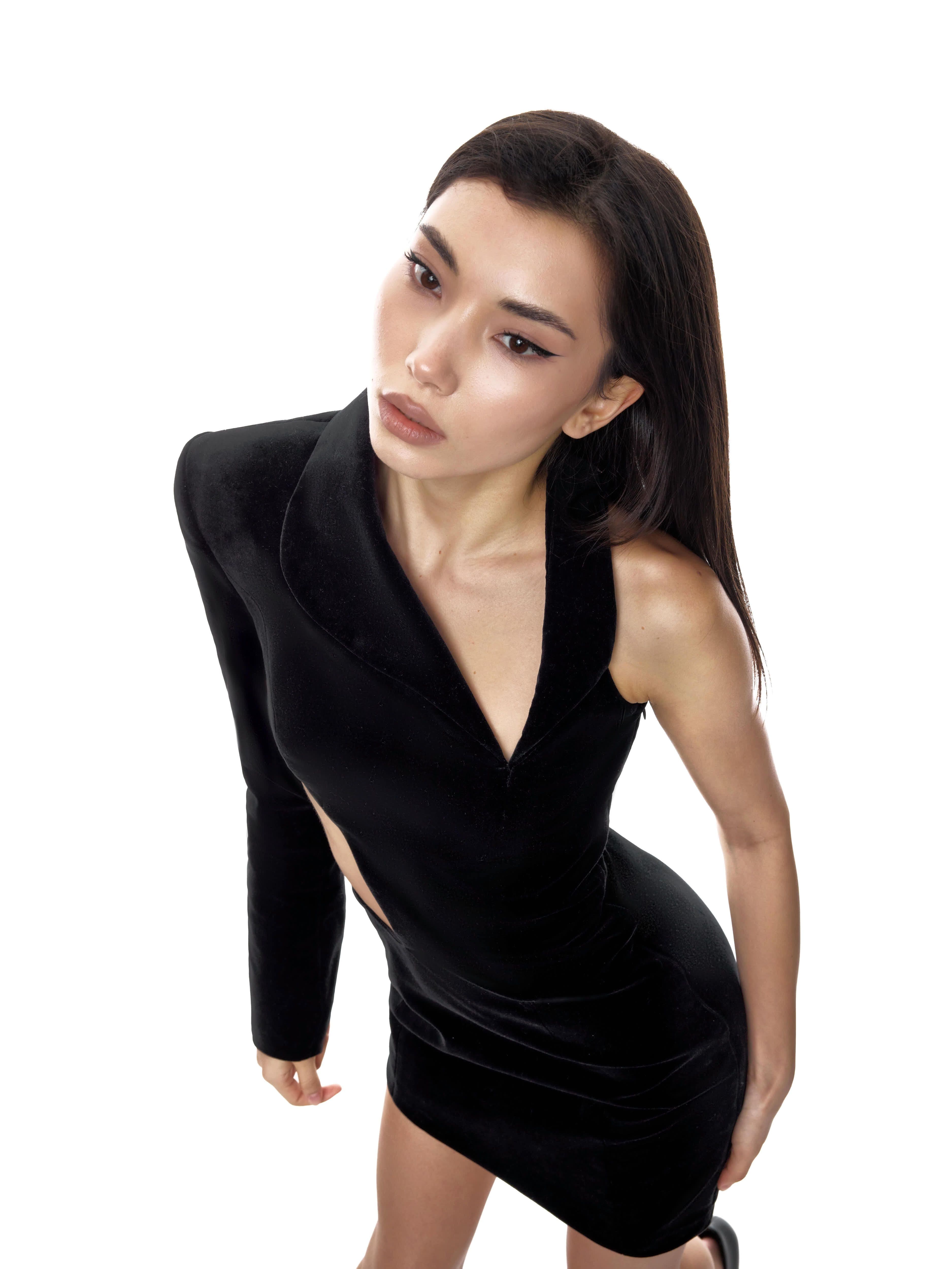 Dress Oval